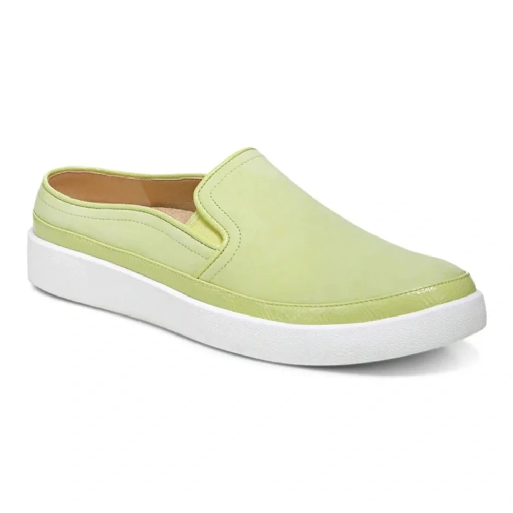 VIONIC Pale Lime Effortless Nubuck Slip-On Sneaker Size 10